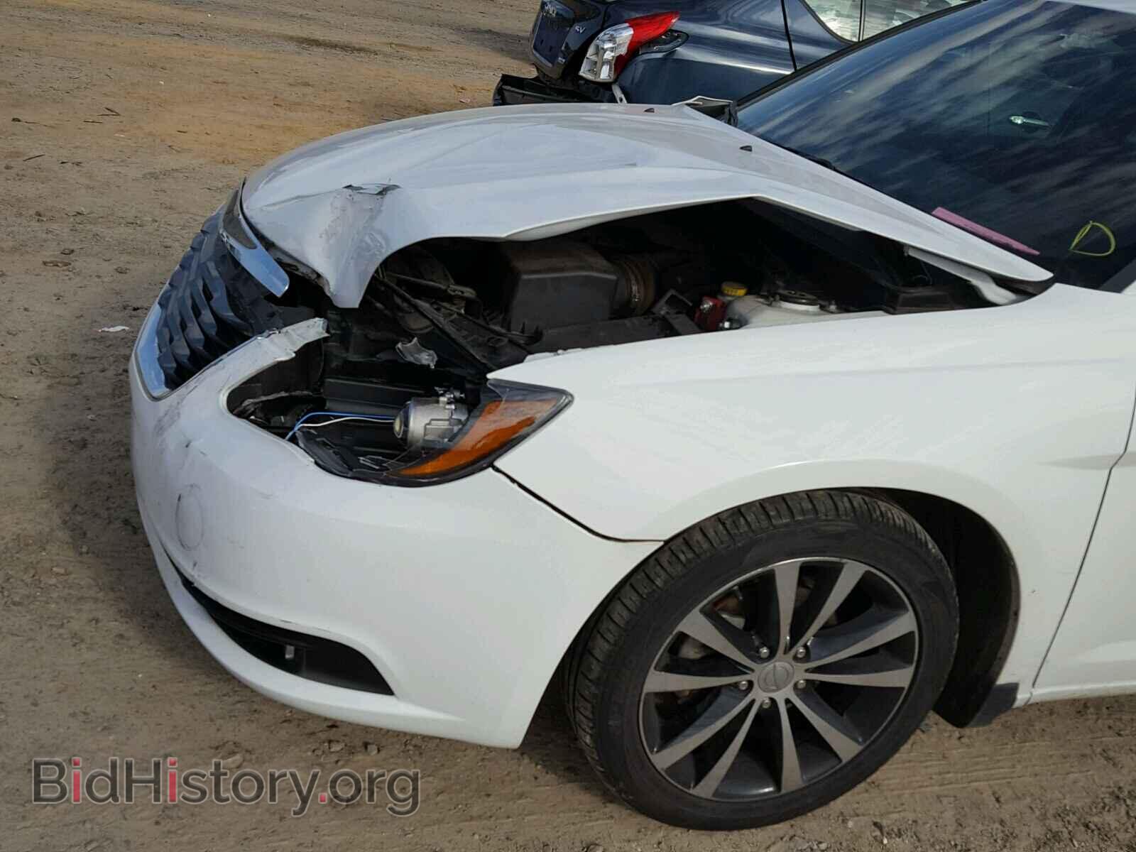 2012 CHRYSLER 200 - VIN: 1C3CCBHG3CN327344 - Фото 9