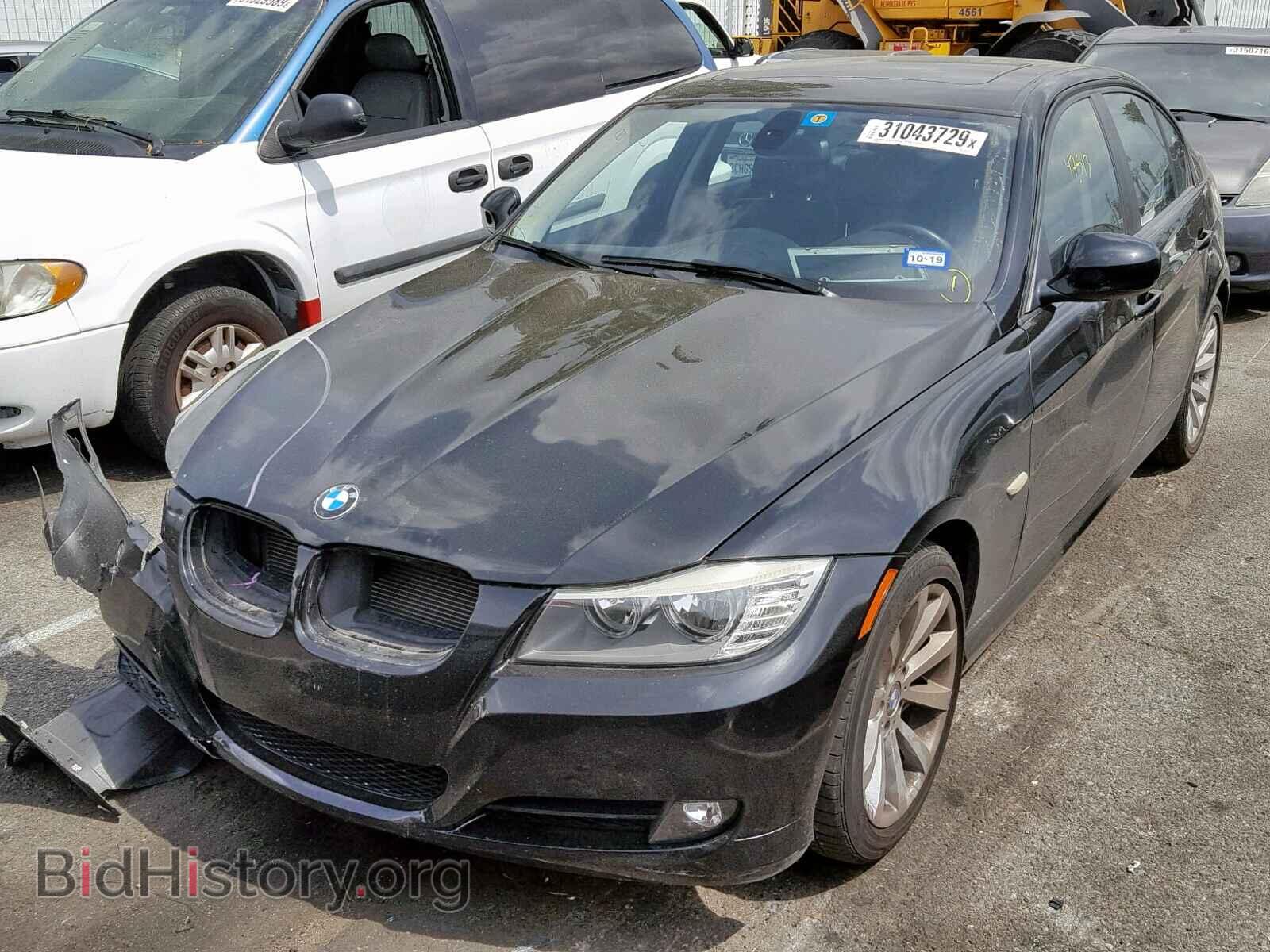 2011 BMW 328 I - VIN: WBAPH7C59BE462003 - Фото 2