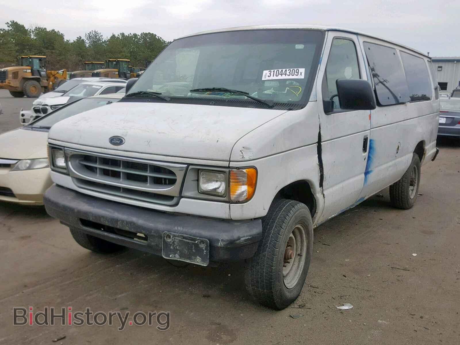 2000 FORD ECONOLINE - VIN: 1FBSS31L9YHA24389 - Photo 2