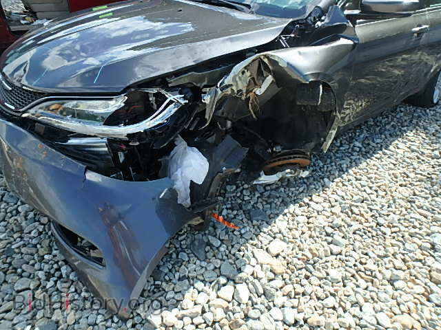 2015 CHRYSLER 200 - VIN: 1C3CCCCBXFN732994 - Фото 9