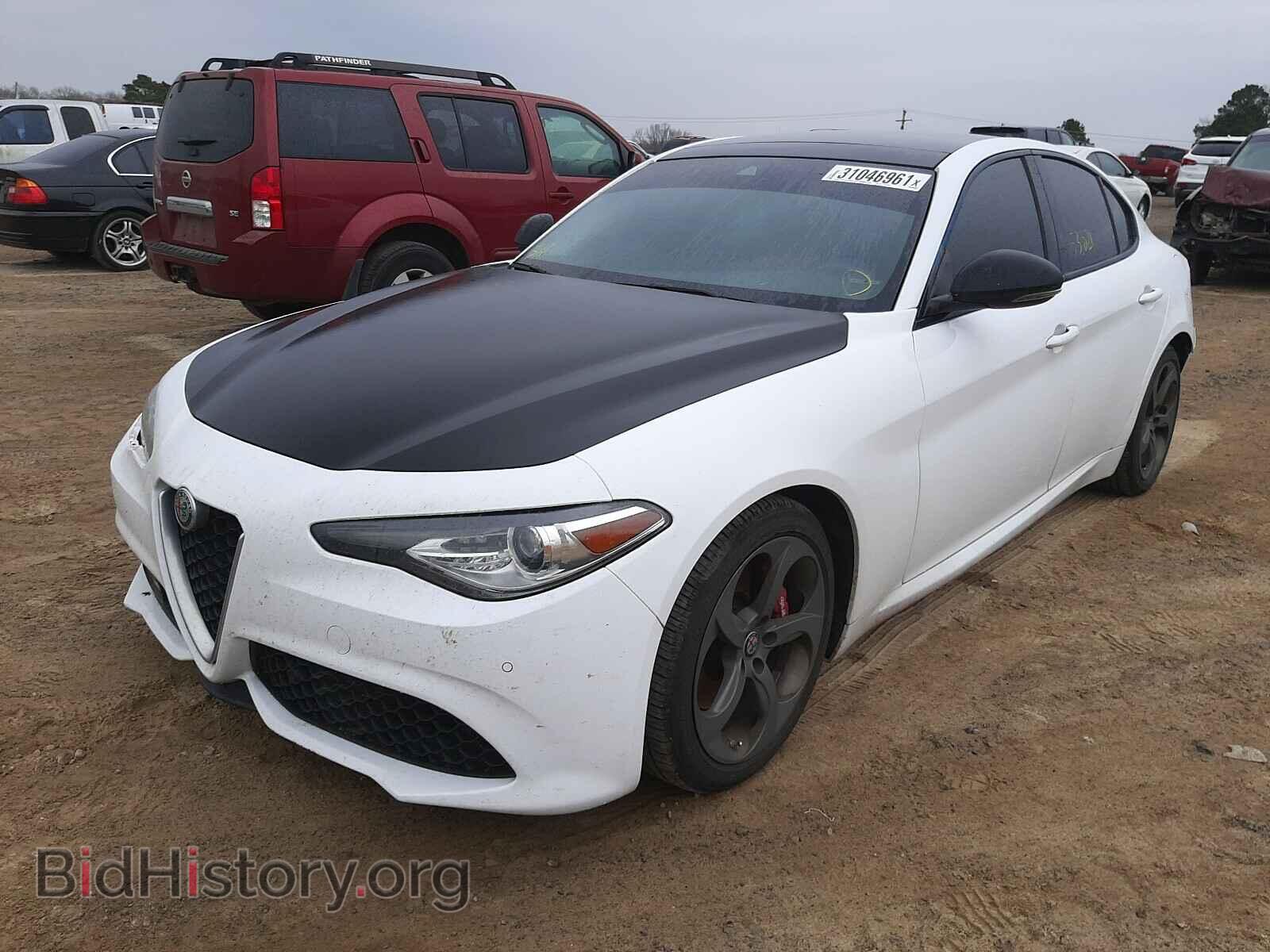 2017 ALFA ROMEO GIULIA - VIN: ZARFAEBN8H7536734 - Photo 2