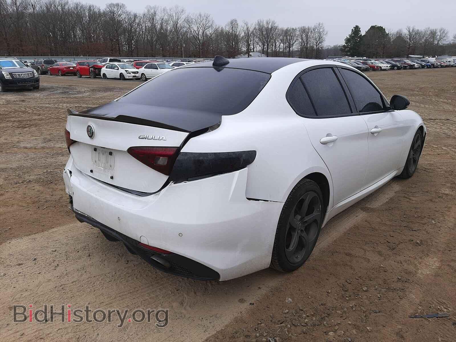 2017 ALFA ROMEO GIULIA - VIN: ZARFAEBN8H7536734 - Photo 4