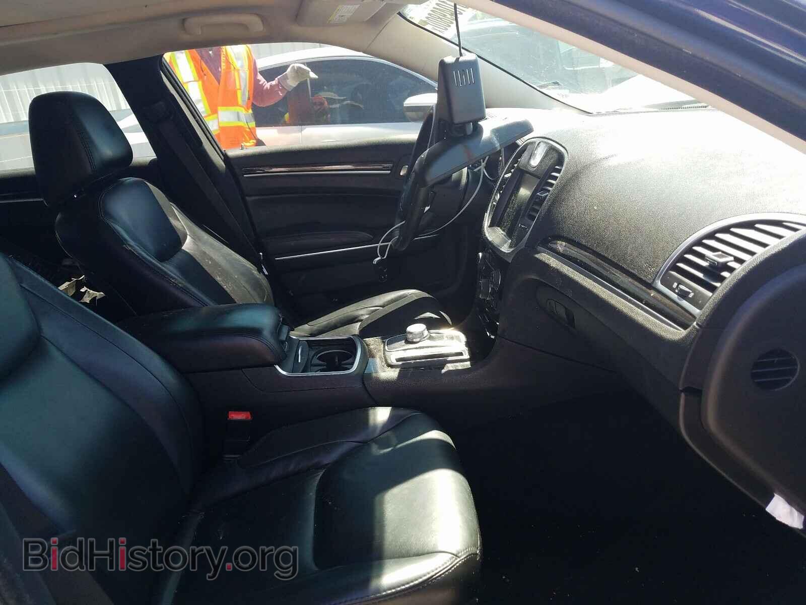 2016 CHRYSLER 300 - VIN: 2C3CCAAG2GH106207 - Фото 5
