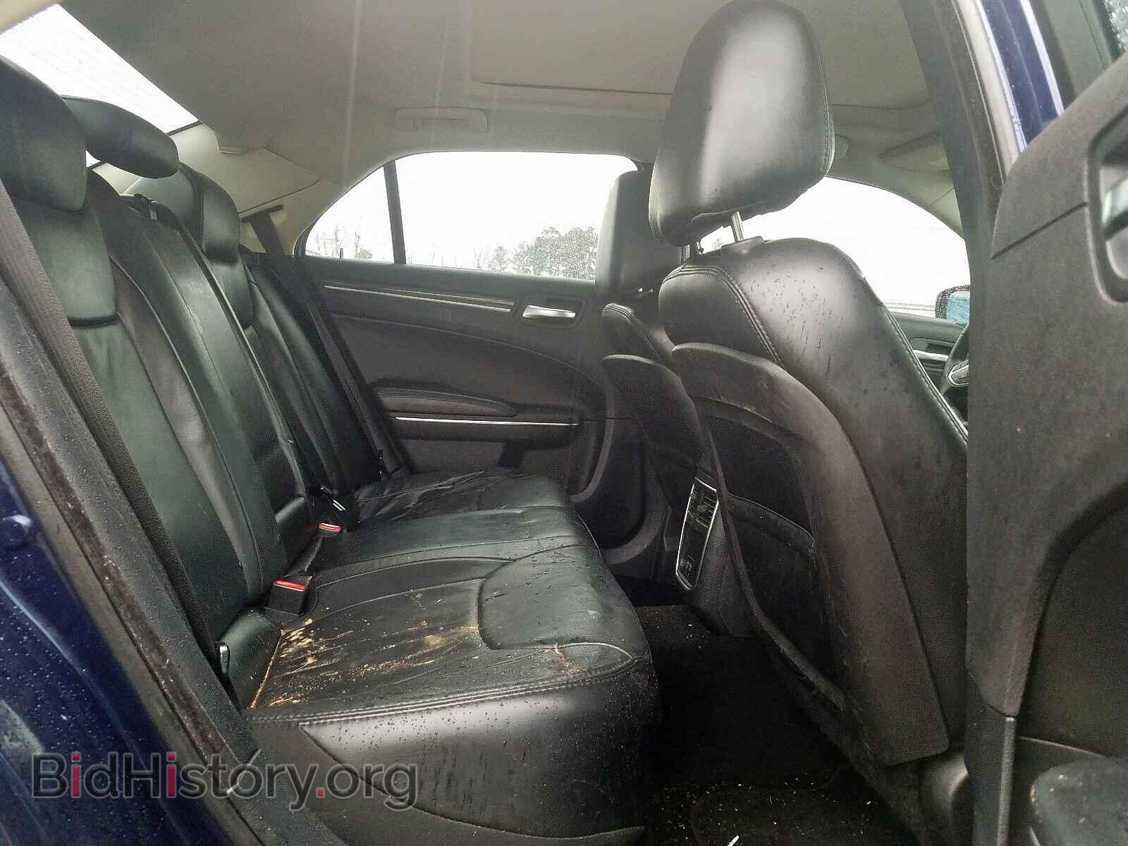 2016 CHRYSLER 300 - VIN: 2C3CCAAG2GH106207 - Фото 6