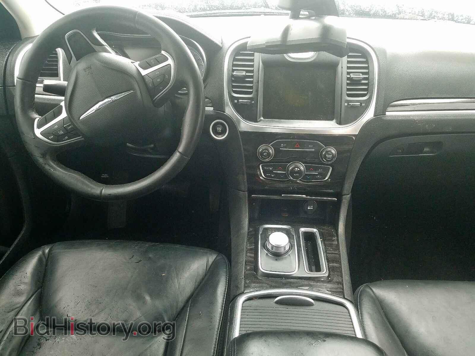 2016 CHRYSLER 300 - VIN: 2C3CCAAG2GH106207 - Фото 9