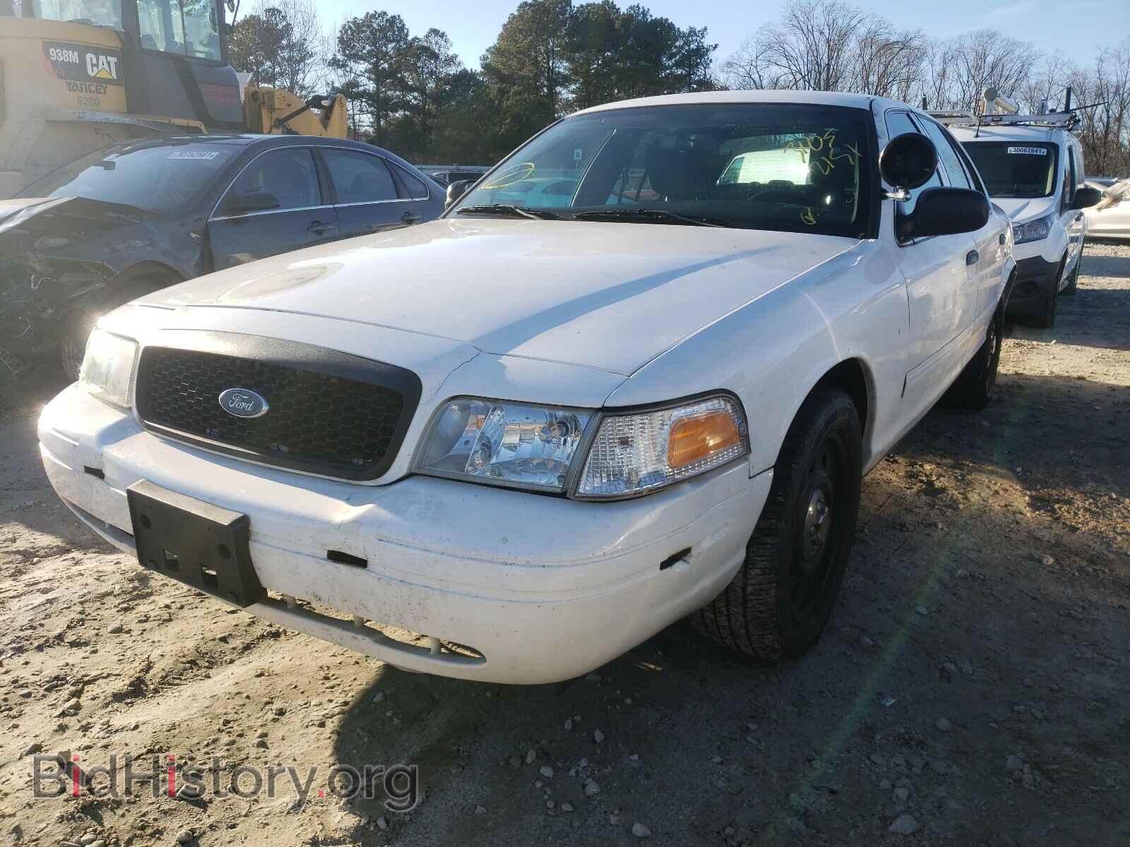 2011 FORD CROWN VIC - VIN: 2FABP7BV1BX172327 - Фото 2
