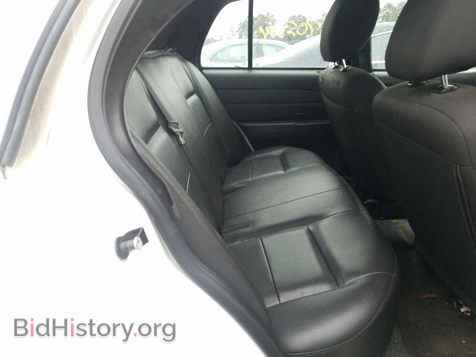 2011 FORD CROWN VIC - VIN: 2FABP7BV1BX172327 - Фото 6