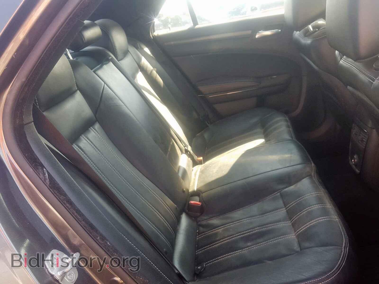 2014 CHRYSLER 300 - VIN: 2C3CCABG4EH297060 - Фото 6