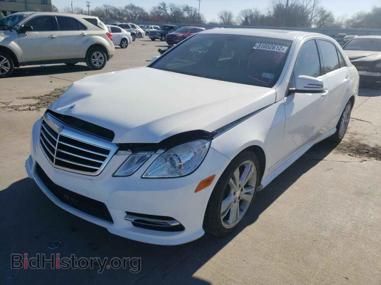 2013 MERCEDES-BENZ E-CLASS - VIN: WDDHF5KB3DA760331 - Фото 2