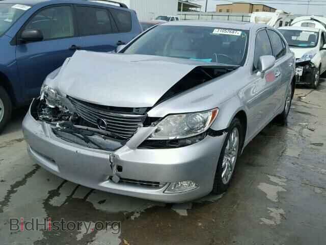 2007 Lexus LS (VIN JTHBL46F275045133) — photo 2 of 10