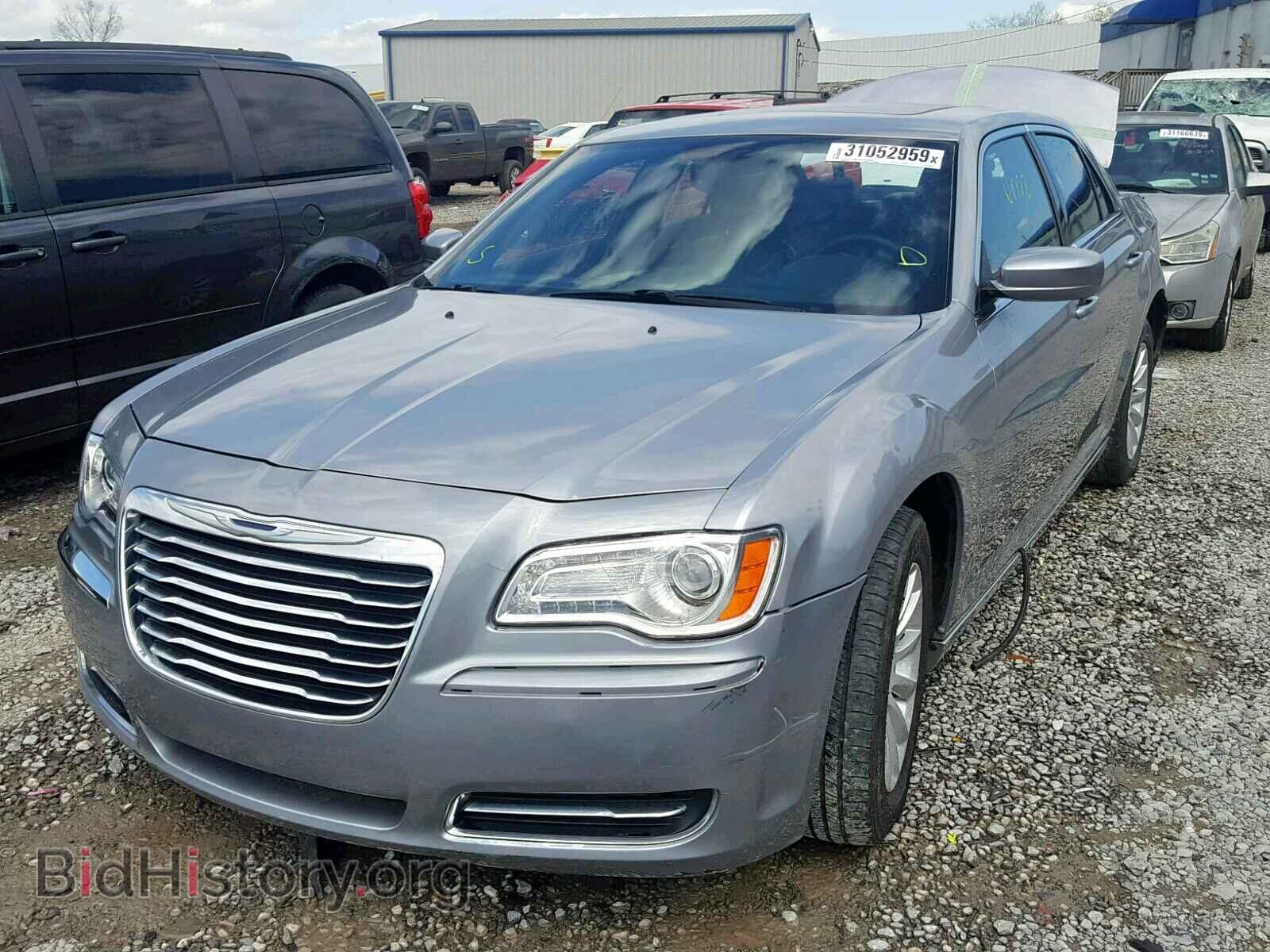 2014 CHRYSLER 300 - VIN: 2C3CCAAG3EH365186 - Фото 2