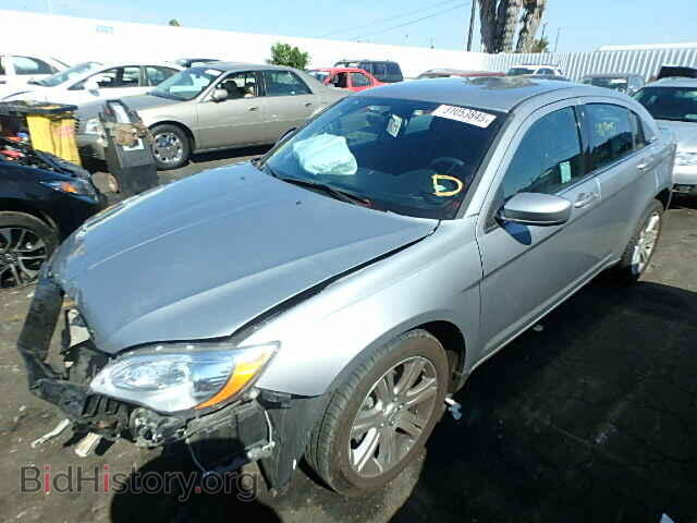 2013 CHRYSLER 200 - VIN: 1C3CCBAB0DN669902 - Фото 2
