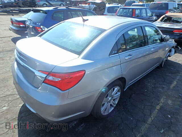2013 CHRYSLER 200 - VIN: 1C3CCBAB0DN669902 - Фото 4
