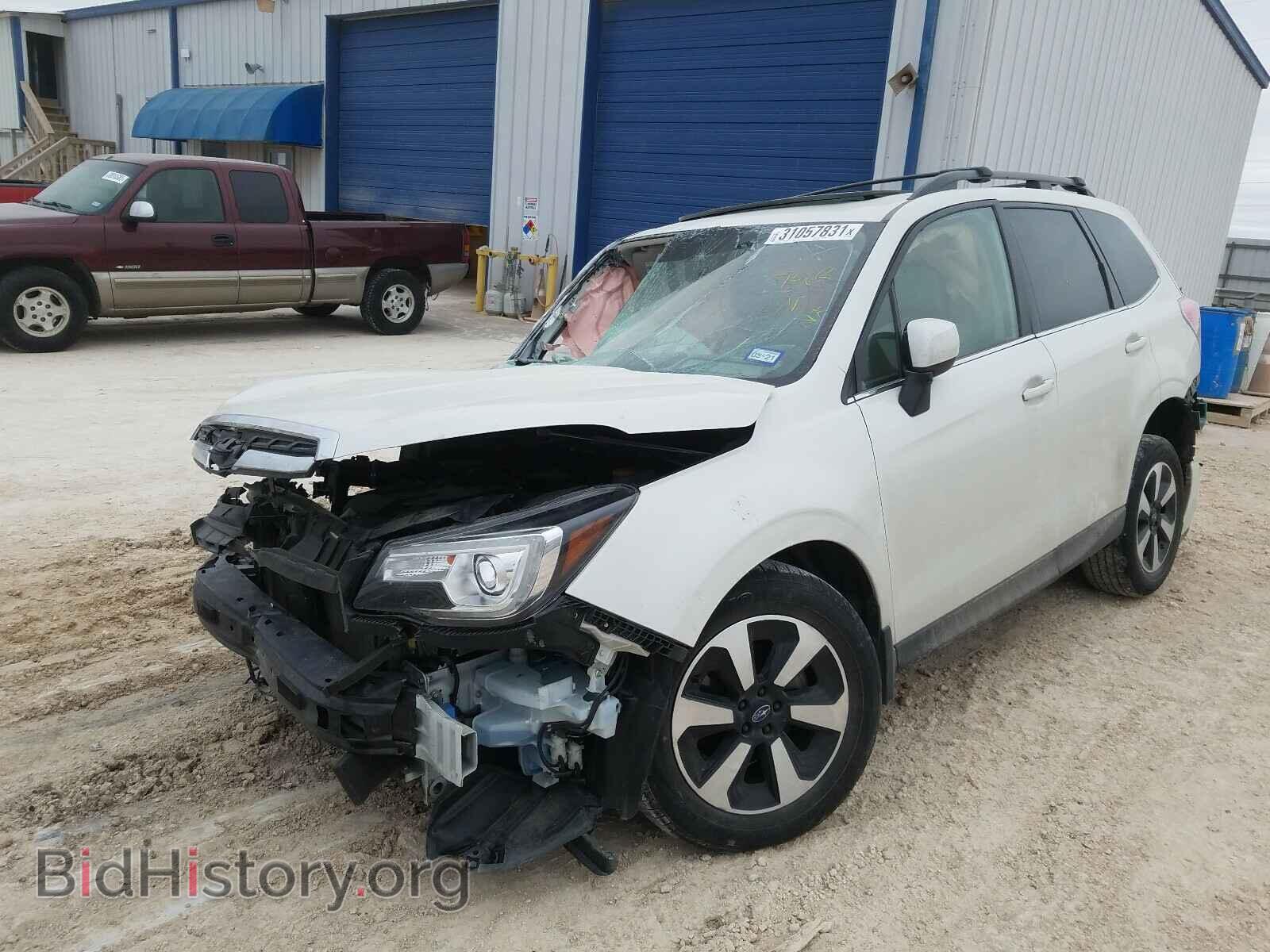 2017 SUBARU FORESTER - VIN: JF2SJARC4HH419444 - Фото 2