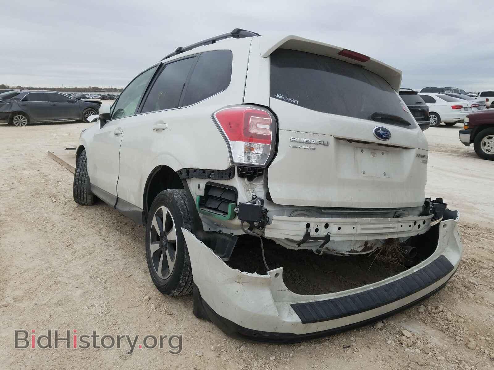 2017 SUBARU FORESTER - VIN: JF2SJARC4HH419444 - Фото 3
