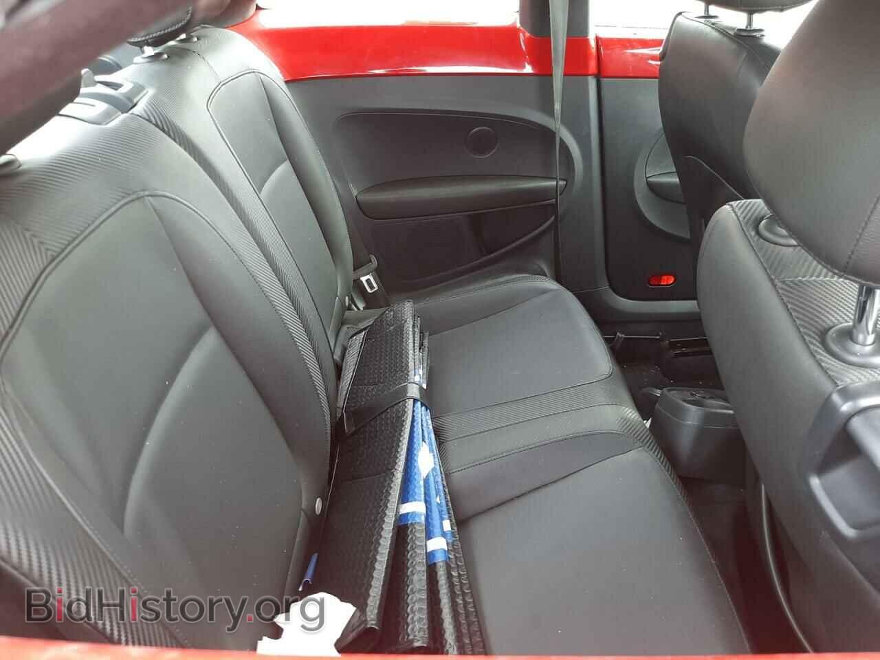 2012 VOLKSWAGEN BEETLE - VIN: 3VWJP7ATXCM619379 - Фото 6