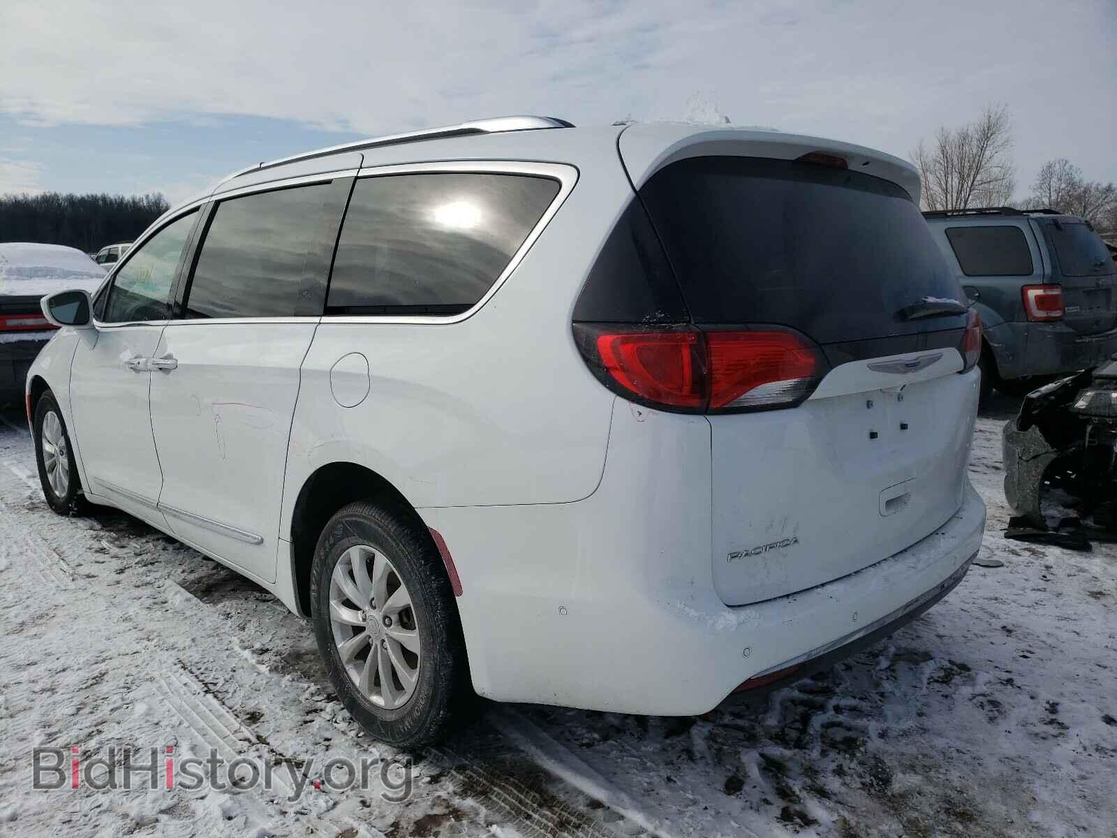 2019 CHRYSLER PACIFICA - VIN: 2C4RC1BG5KR531847 - Фото 3
