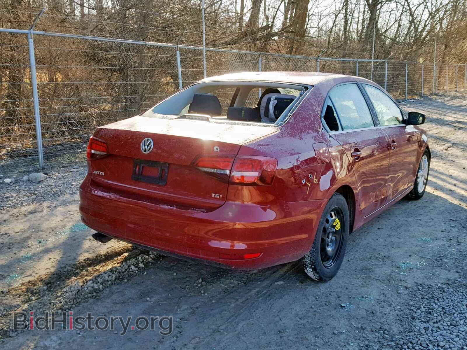 2017 VOLKSWAGEN JETTA - VIN: 3VW2B7AJ4HM256232 - Фото 4