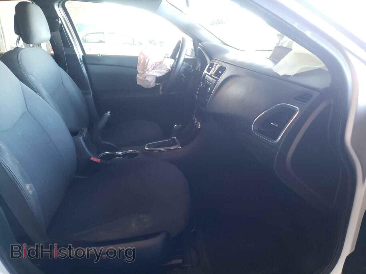 2012 CHRYSLER 200 - VIN: 1C3CCBAB4CN246609 - Фото 5