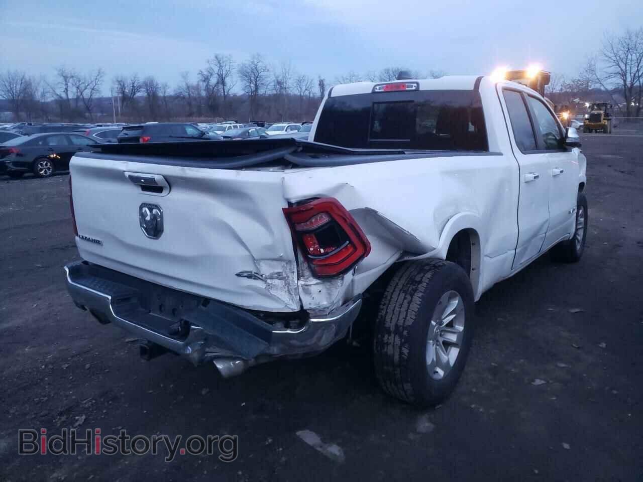 2020 RAM 1500 - VIN: 1C6SRFDTXLN279719 - Фото 4