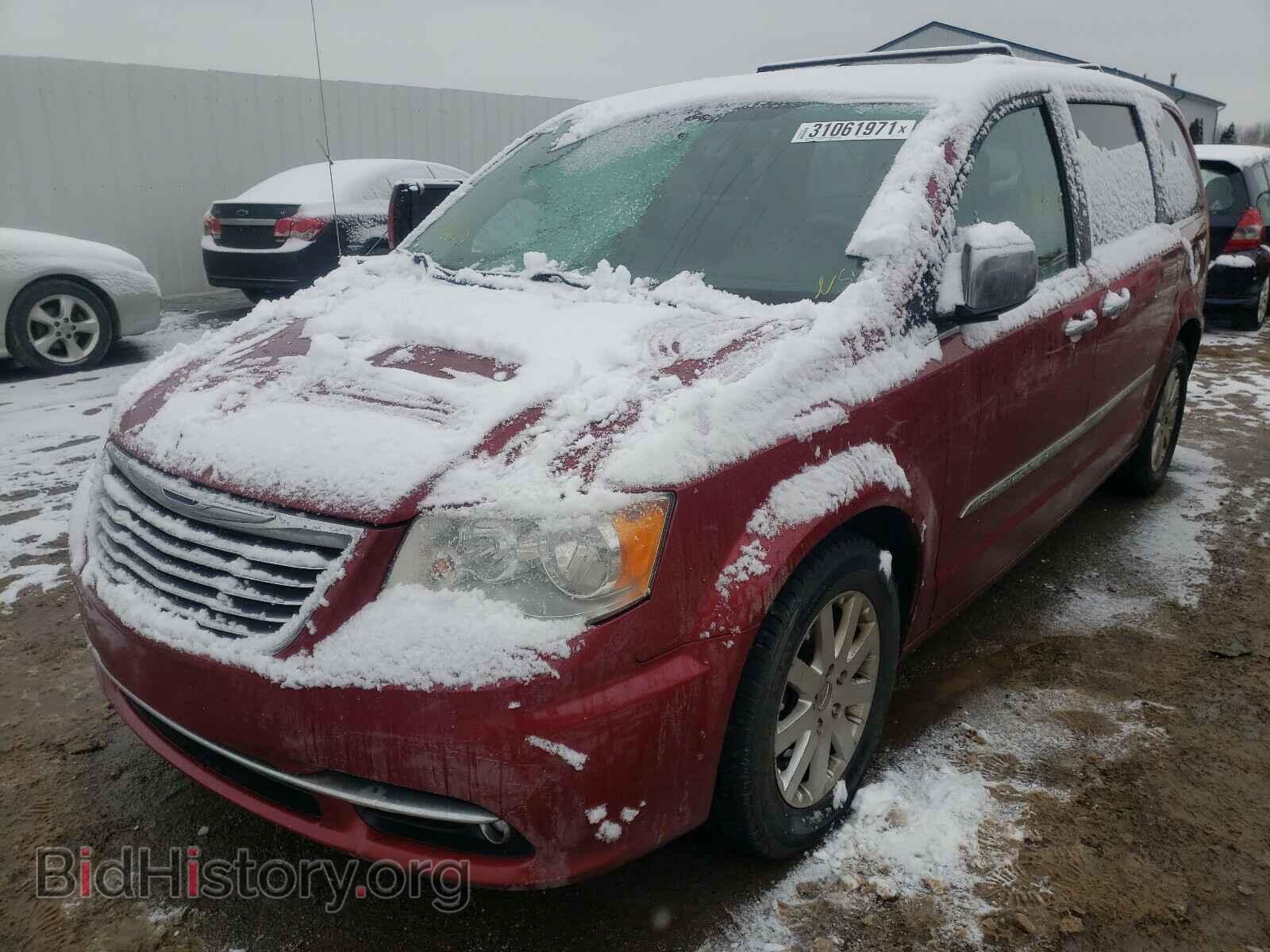 2011 CHRYSLER MINIVAN - VIN: 2A4RR8DGXBR612373 - Photo 2