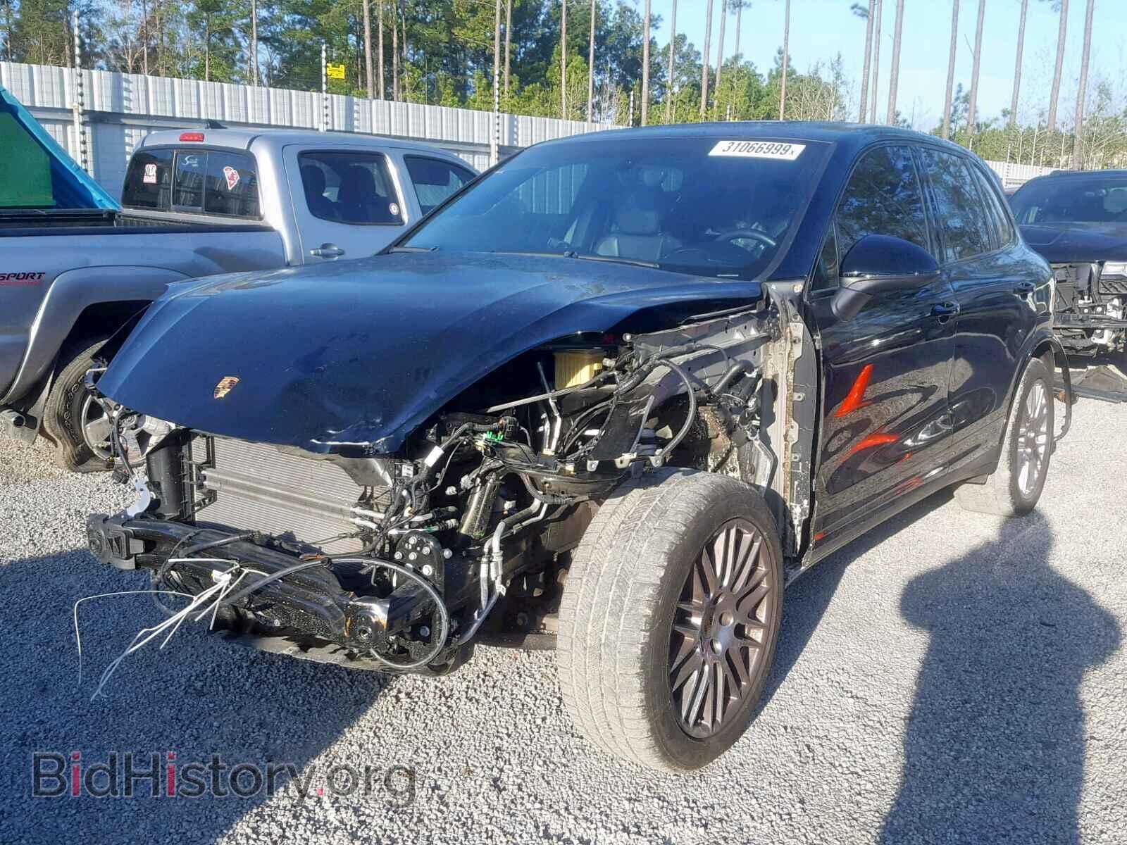 2017 PORSCHE CAYENNE - VIN: WP1AA2A2XHKA80435 - Фото 2