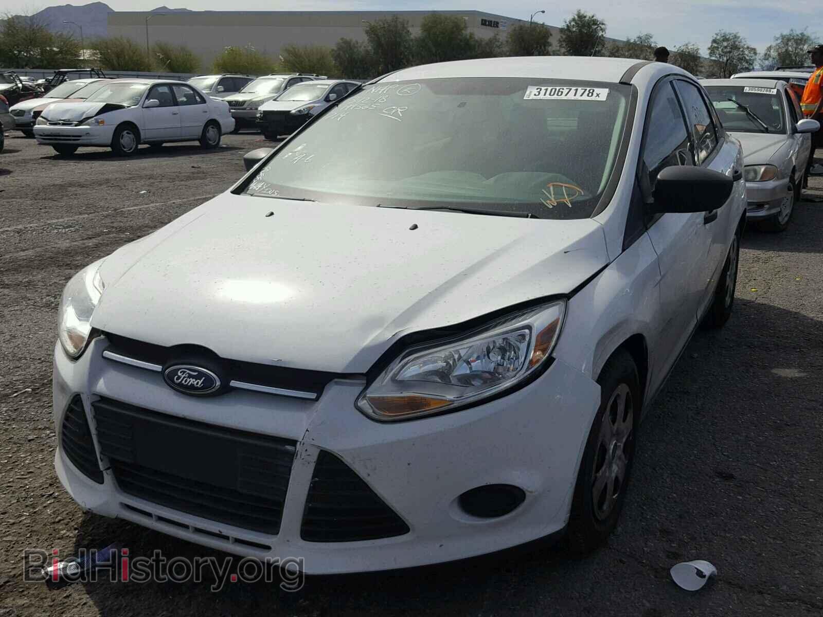 2013 FORD FOCUS - VIN: 1FADP3E23DL319430 - Фото 2