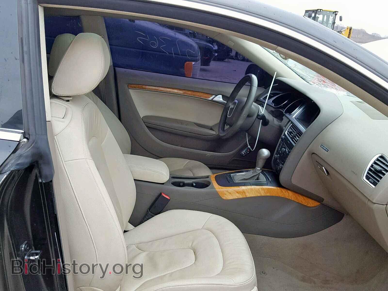 2010 AUDI A5 - VIN: WAULFAFR8AA017046 - Фото 5