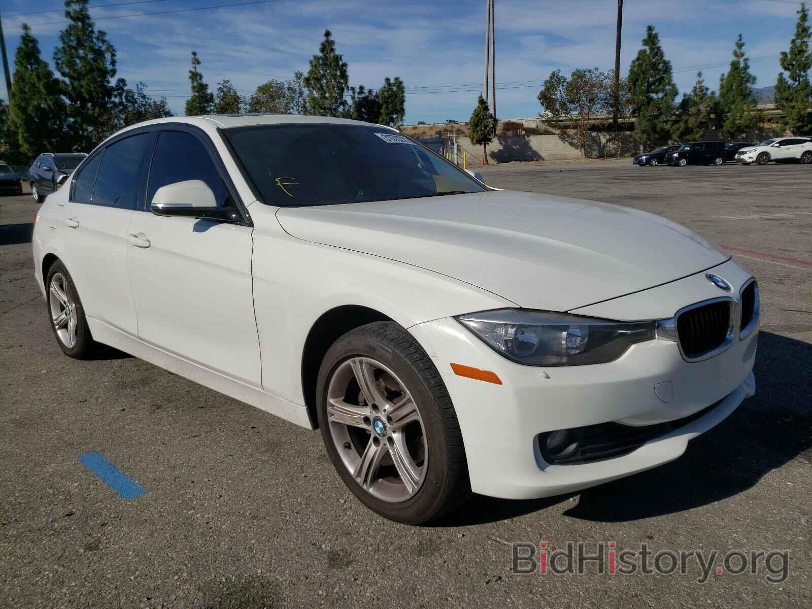 Photo WBA3C1C51FK118134 - BMW 3 SERIES 2015