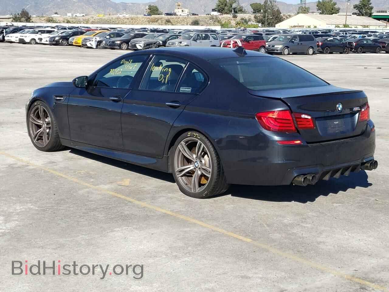 2013 BMW M5 - VIN: WBSFV9C50DC773801 - Фото 3