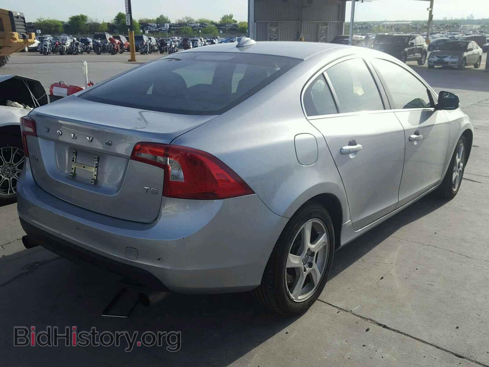 2013 VOLVO S60 - VIN: YV1612FS3D2181739 - Фото 4
