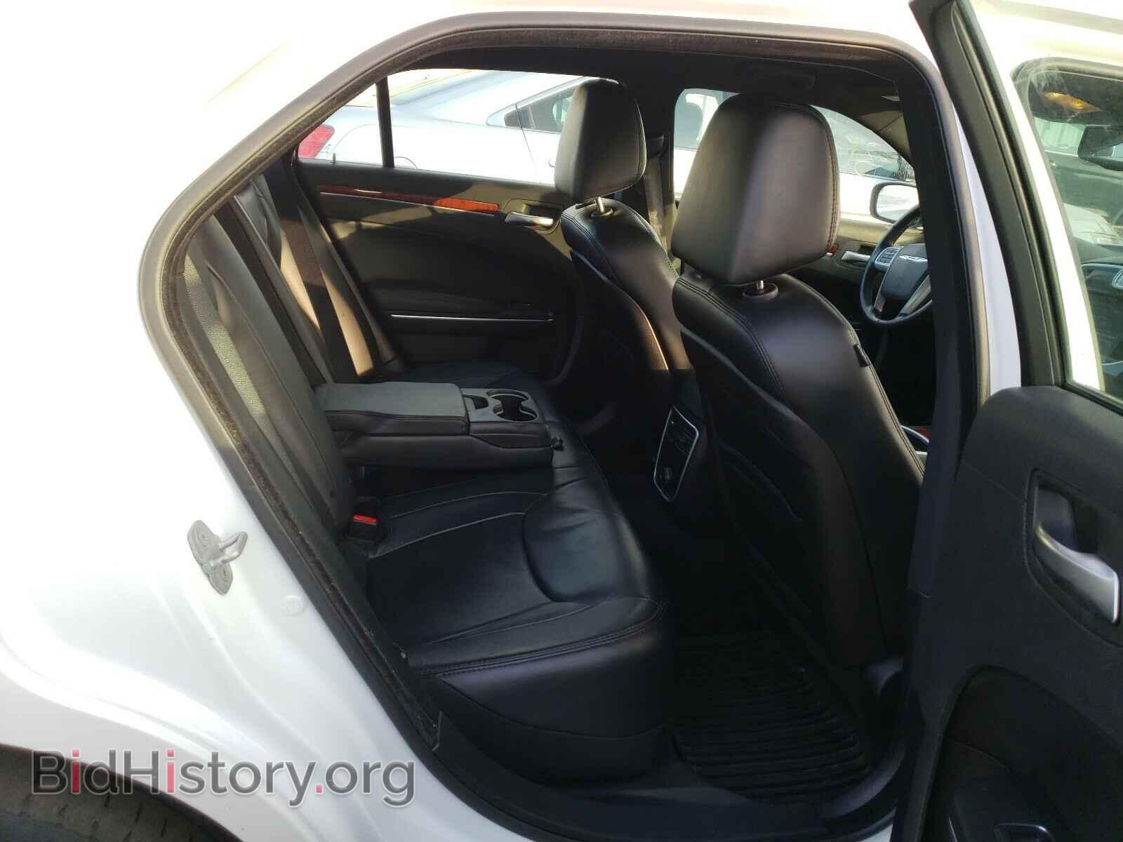 2013 CHRYSLER 300 - VIN: 2C3CCARG2DH728452 - Фото 6