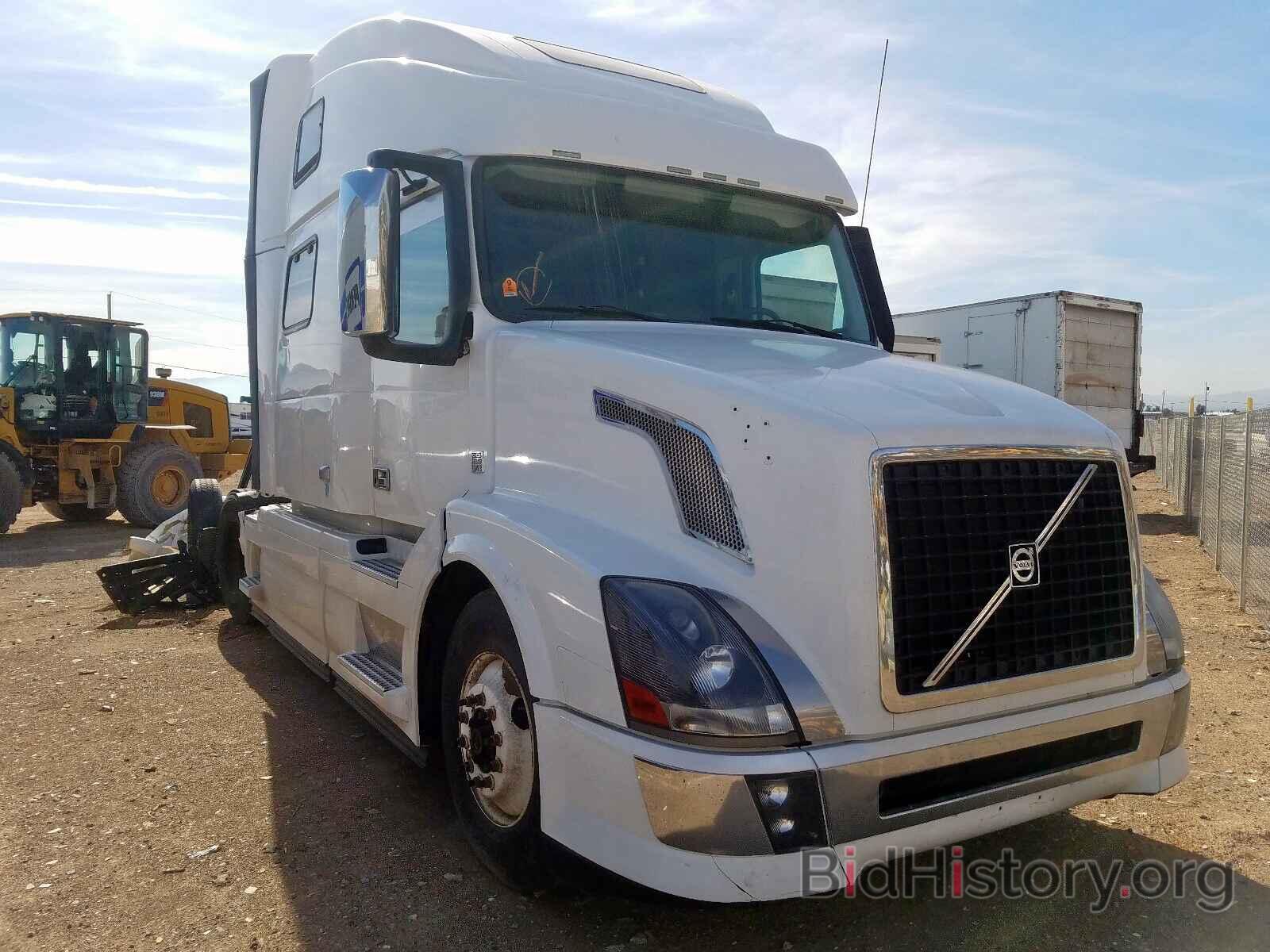 Photo 4V4NC9EH7FN912169 - VOLVO VN 2015