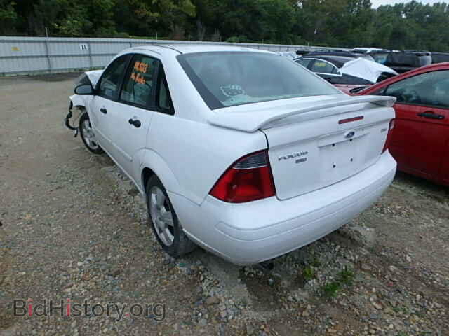 2005 FORD FOCUS - VIN: 1FAFP34N45W196659 - Фото 3