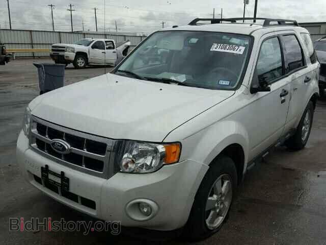 2011 FORD ESCAPE - VIN: 1FMCU0DG3BKA33070 - Фото 2