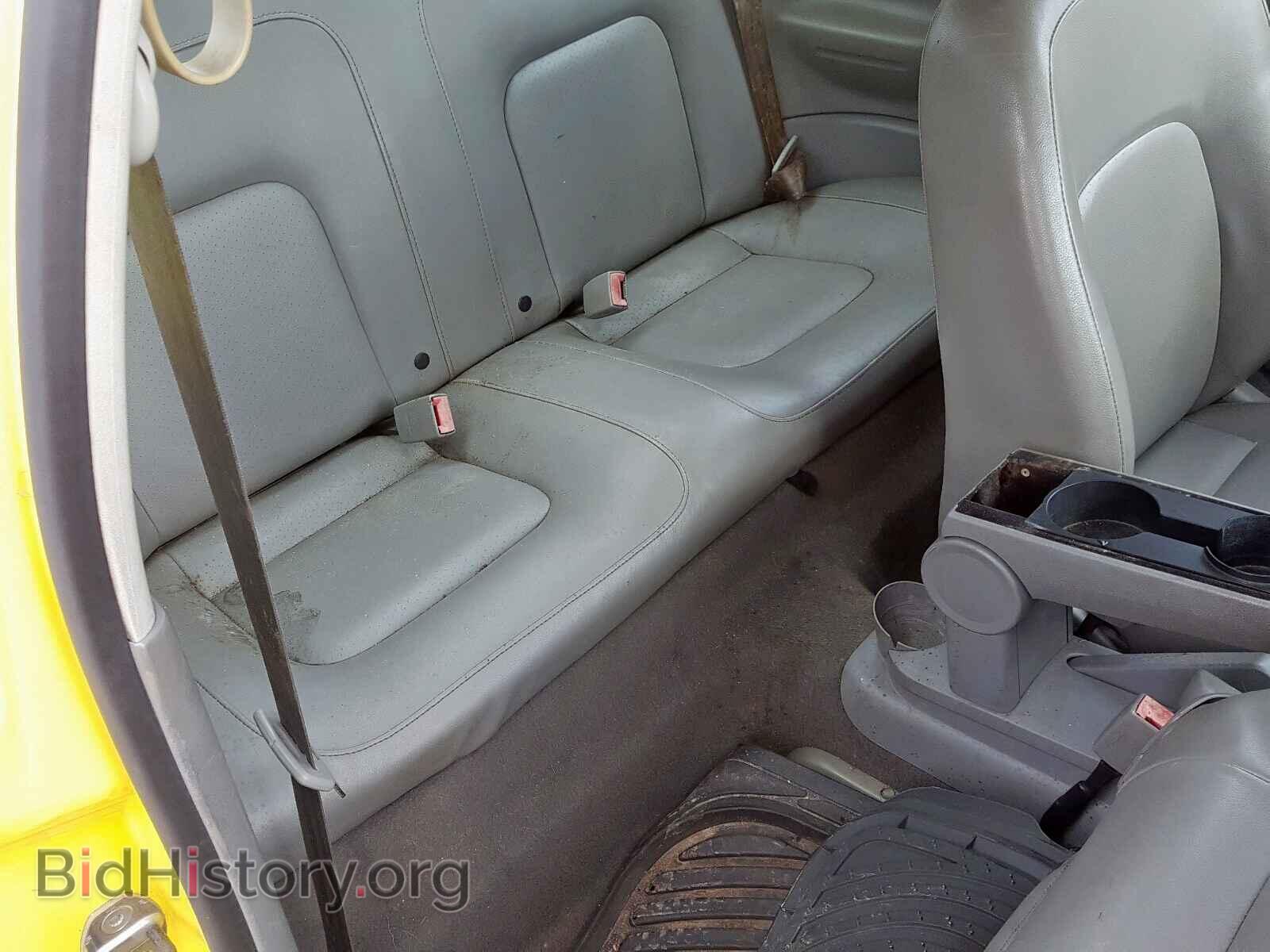 2003 VOLKSWAGEN BEETLE - VIN: 3VWCD21C83M427480 - Фото 6
