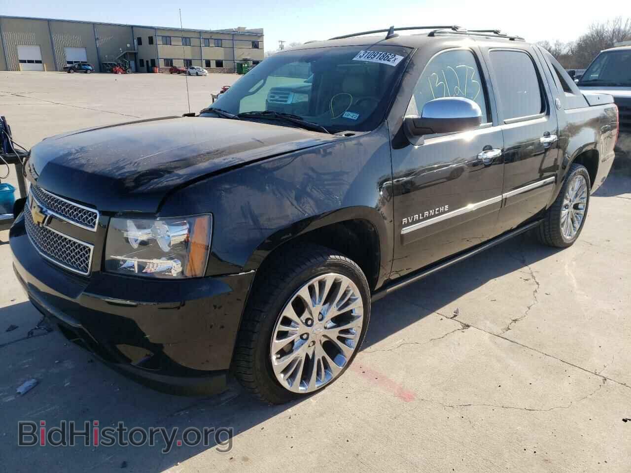 2013 CHEVROLET AVALANCHE - VIN: 3GNMCGE09DG149378 - Фото 2
