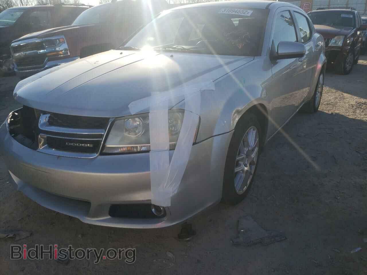 2011 DODGE AVENGER - VIN: 1B3BD2FG4BN572290 - Фото 2