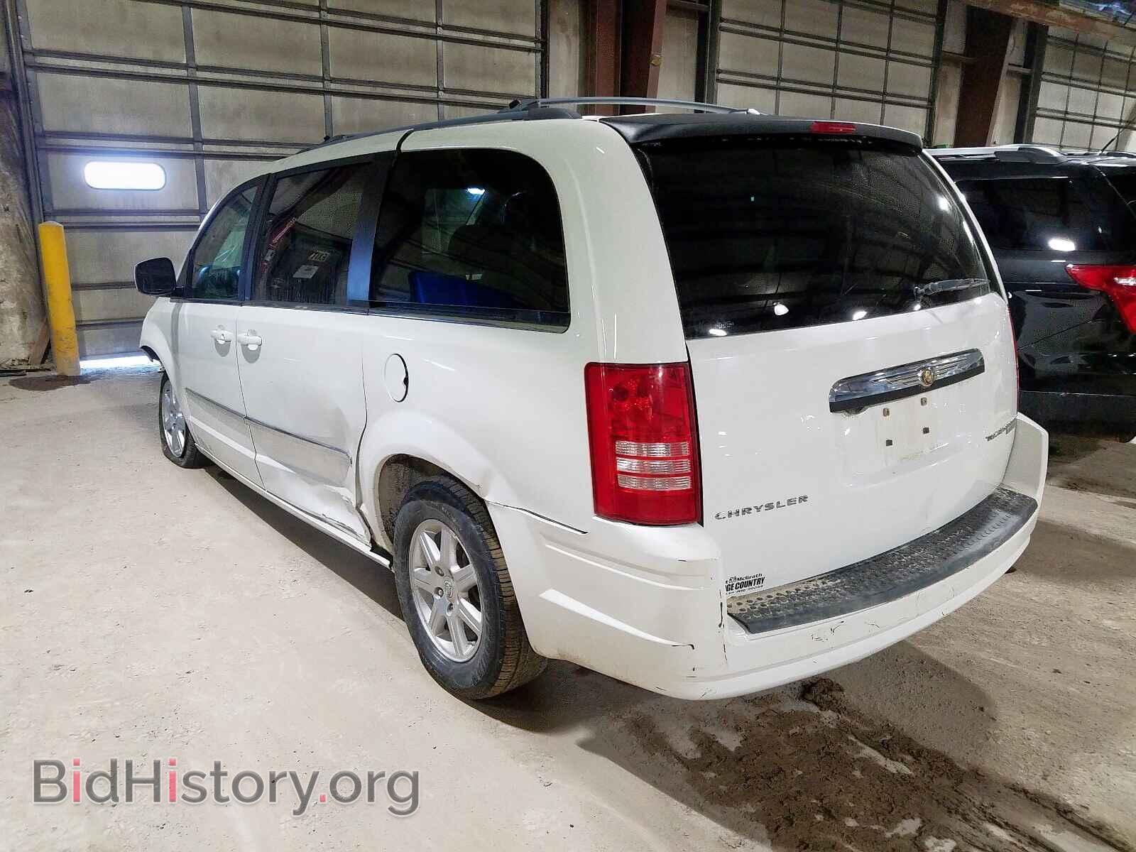 2010 CHRYSLER TOWN & COU - VIN: 2A4RR8D18AR330355 - Фото 3