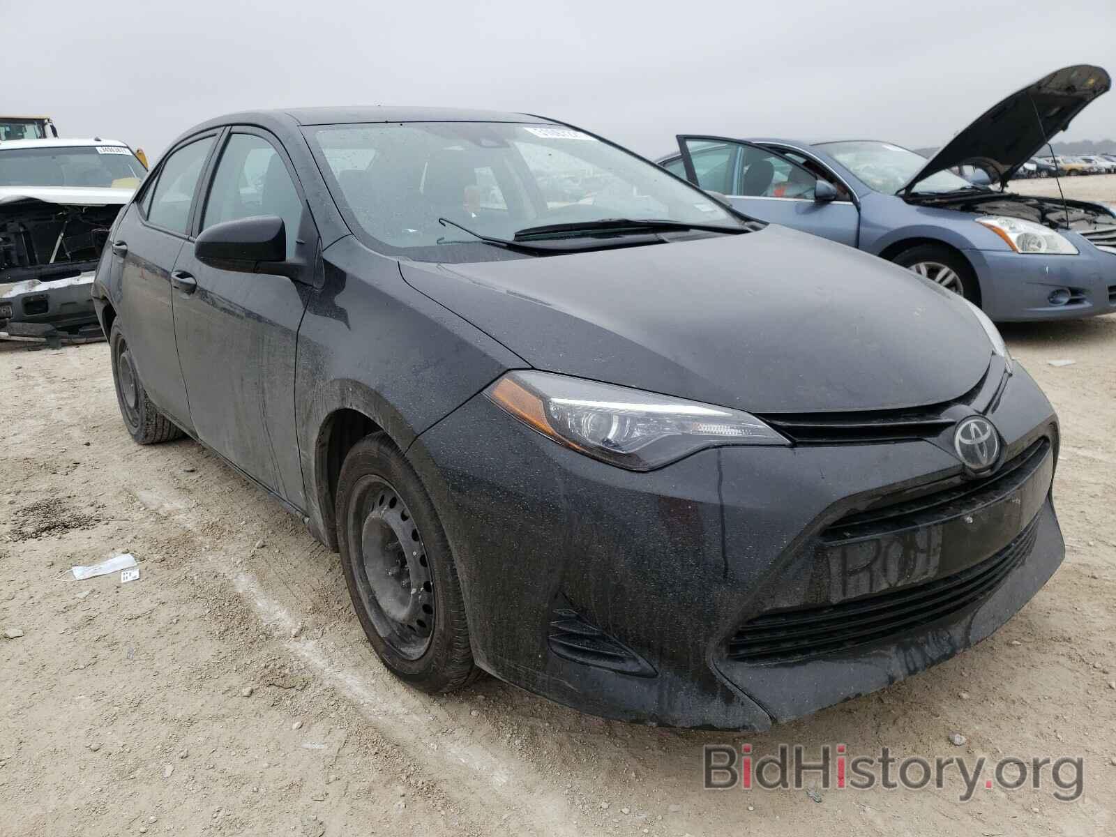 Photo 5YFBURHEXJP832776 - TOYOTA COROLLA 2018