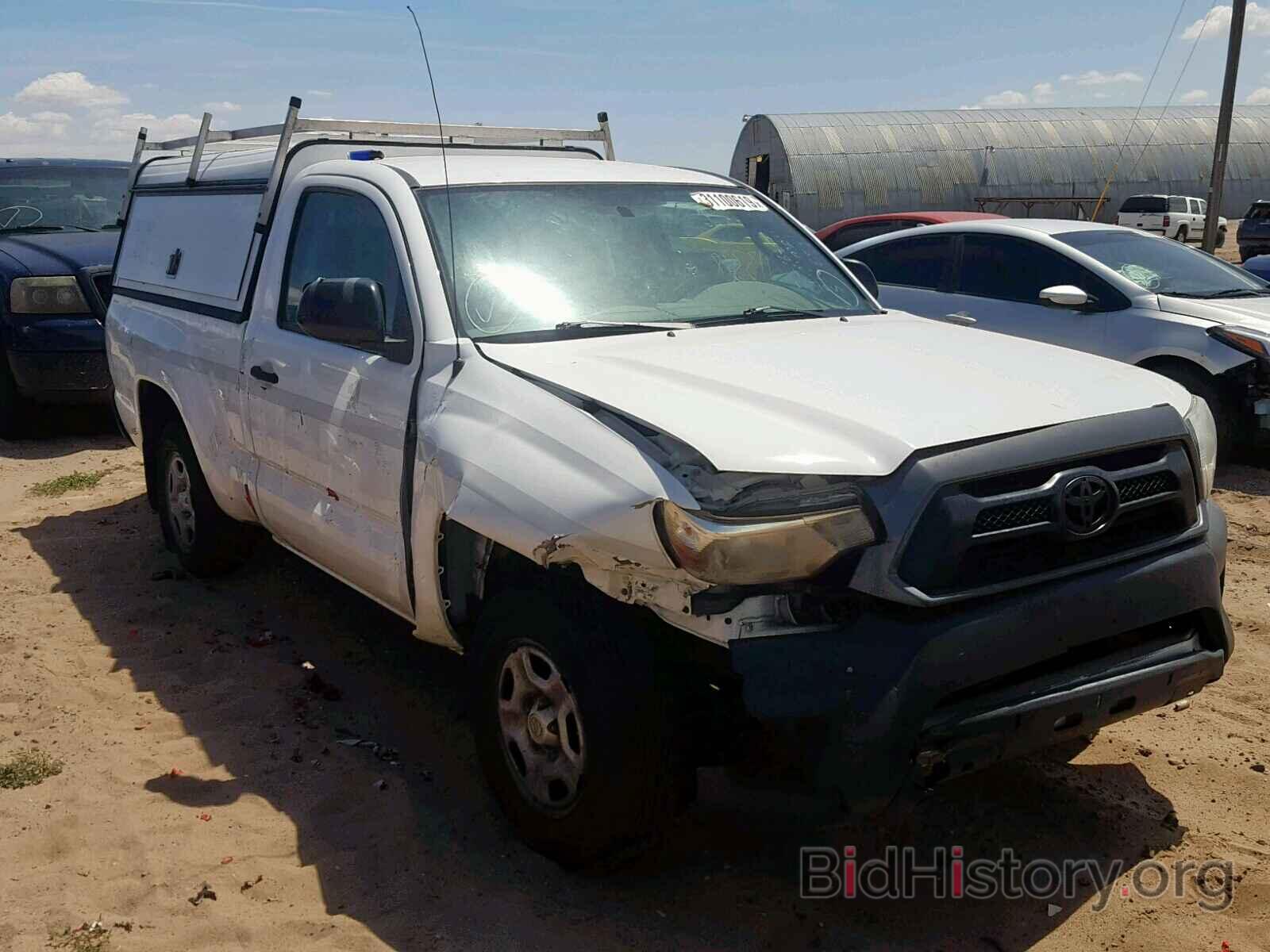 Photo 5TFNX4CN0EX035877 - TOYOTA TACOMA 2014