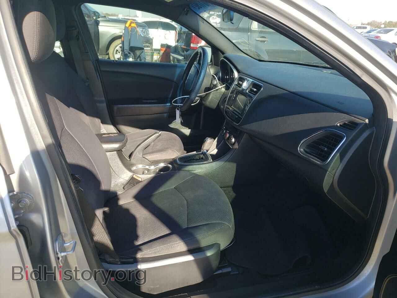 2013 CHRYSLER 200 - VIN: 1C3CCBAB9DN639877 - Photo 5