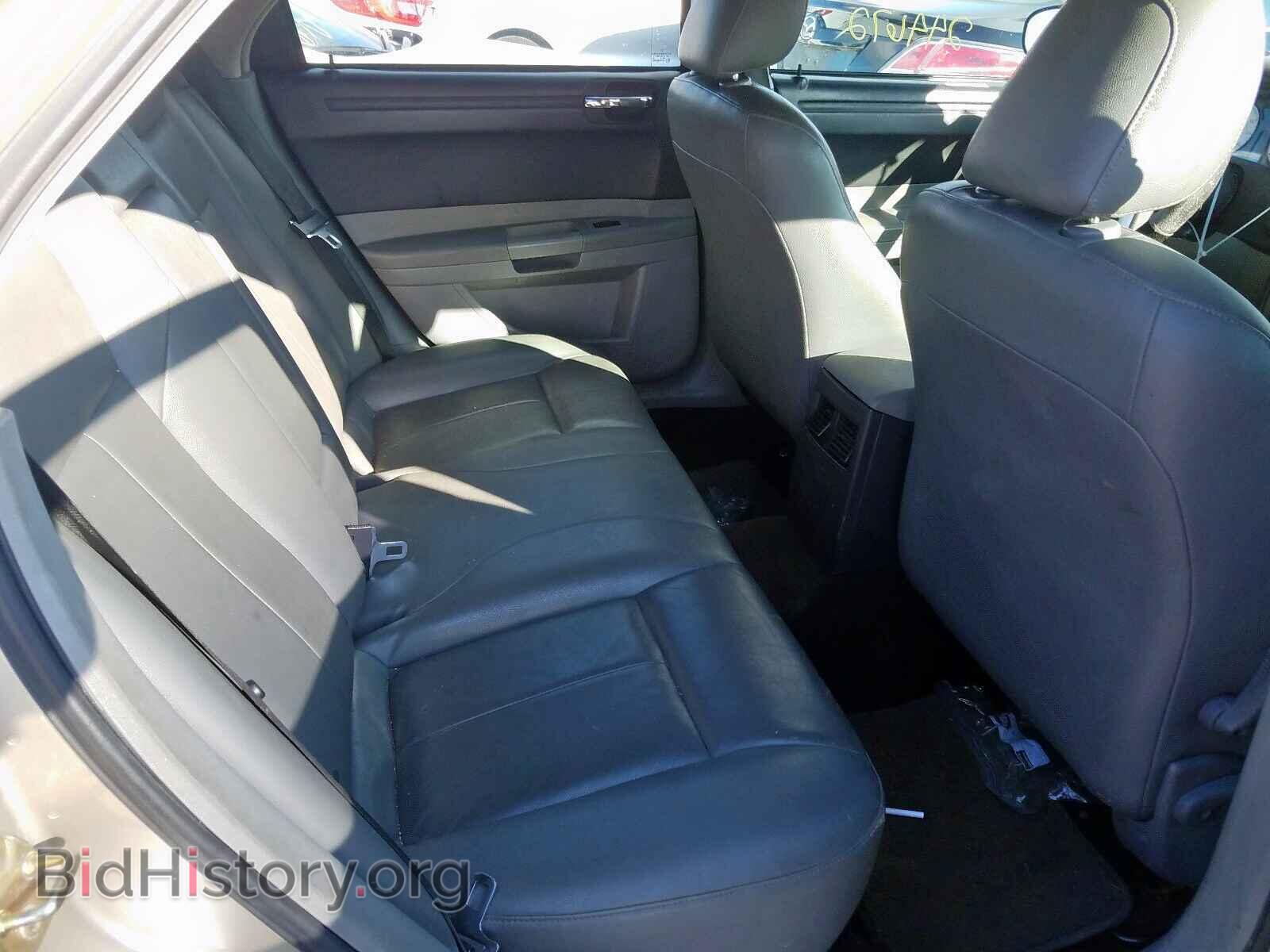 2006 CHRYSLER 300 - VIN: 2C3KA43R96H269632 - Фото 6