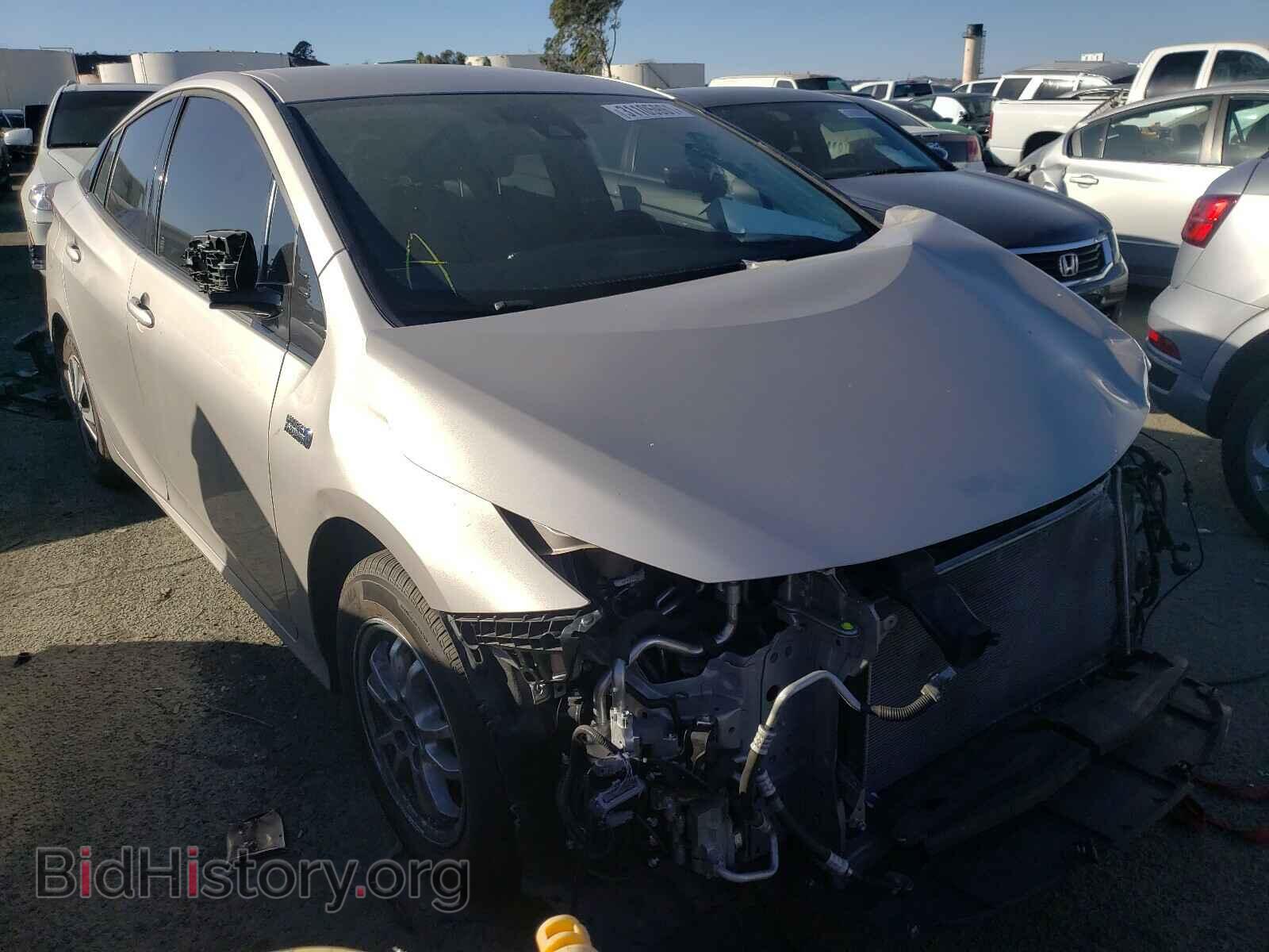 Photo JTDKARFP4H3049064 - TOYOTA PRIUS 2017