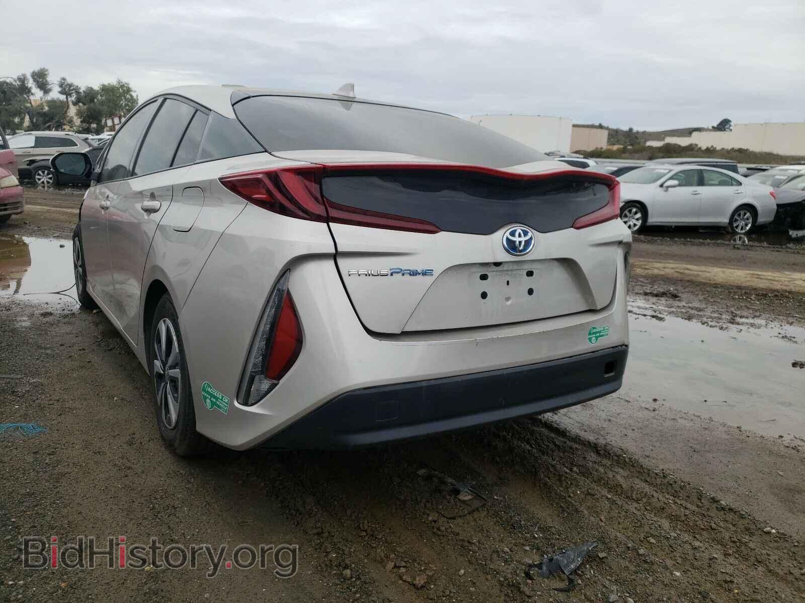 2017 TOYOTA PRIUS - VIN: JTDKARFP4H3049064 - Фото 3