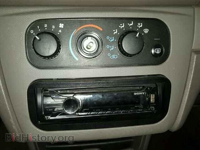 2005 CHRYSLER SEBRING - VIN: 1C3EL46X25N504038 - Фото 10