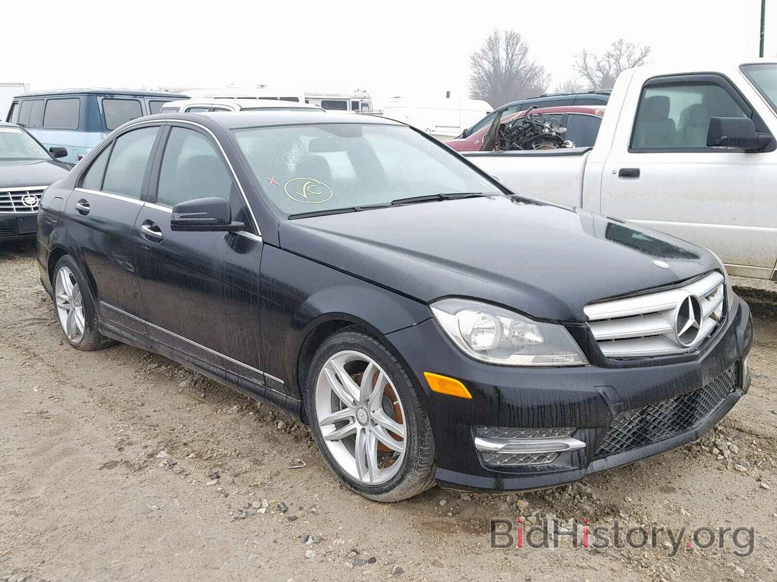 Photo WDDGF4HB5DA792520 - MERCEDES-BENZ C 250 2013