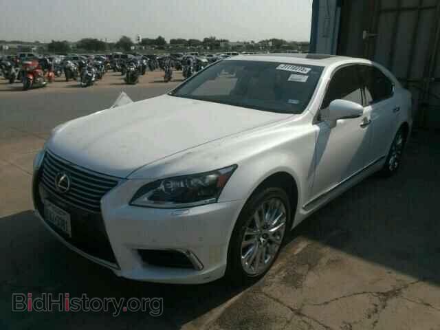 2013 LEXUS LS460 - VIN: JTHBL5EF3D5120067 - Photo 2
