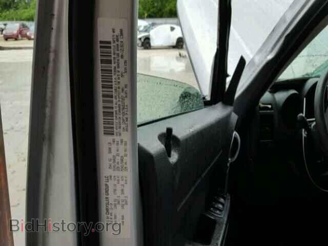 2011 DODGE NITRO - VIN: 1D4PT4GK7BW537357 - Photo 10