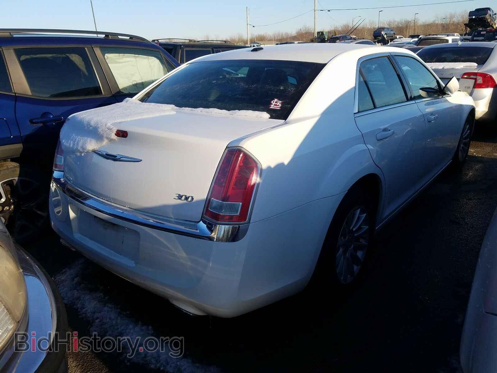 2013 CHRYSLER 300 - VIN: 2C3CCAAG5DH589364 - Фото 4
